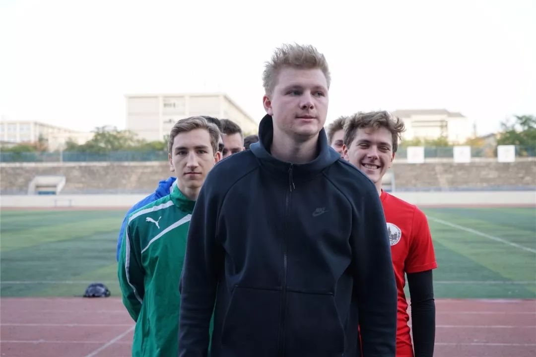 足够精彩足够圆满全力以赴,足够精彩xy