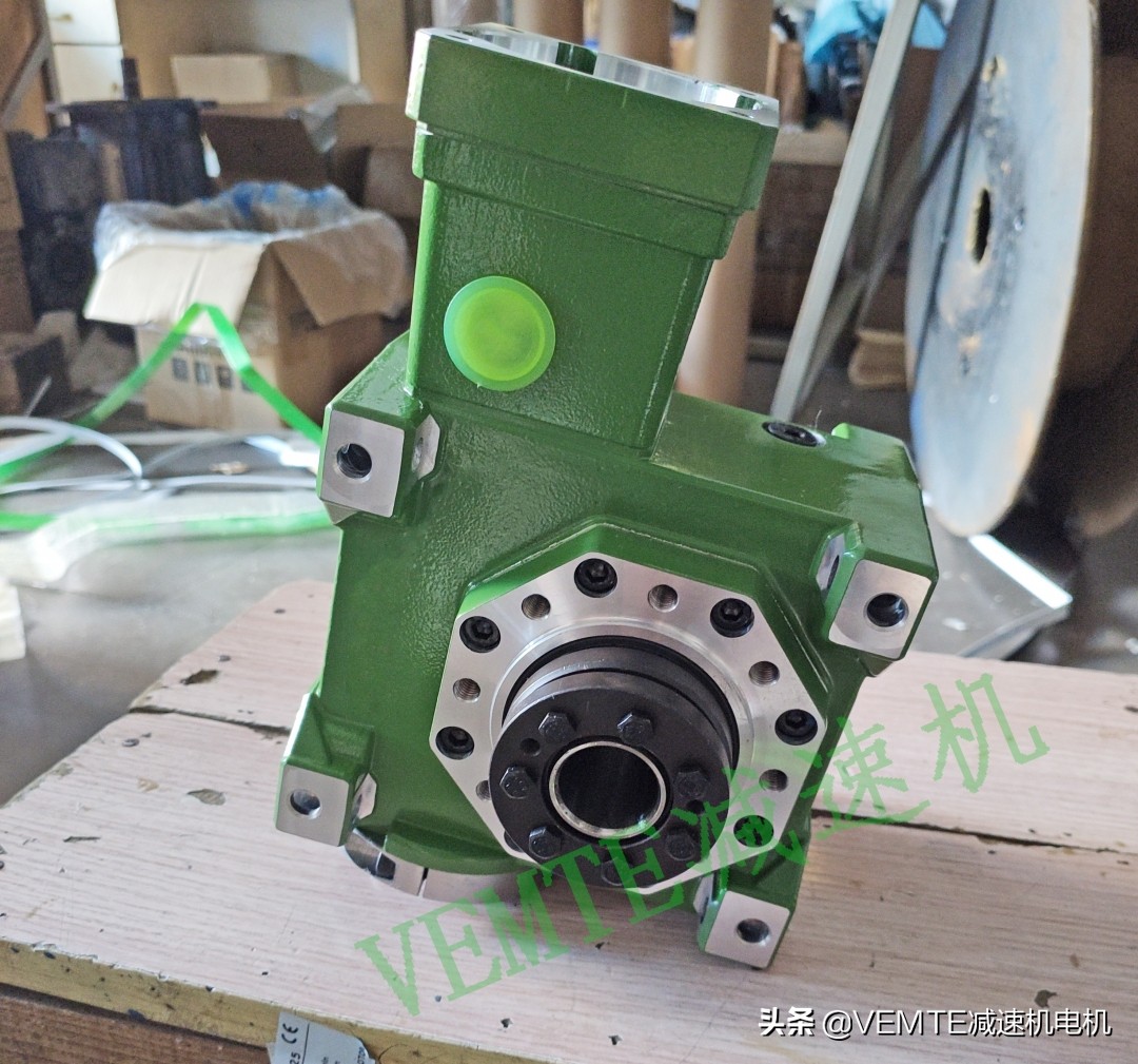 减速机蜗轮蜗杆有间隙,rv蜗轮蜗杆减速机如何调整间隙