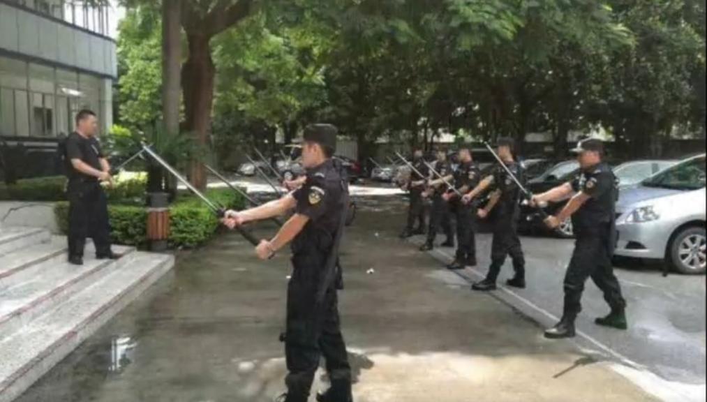 冷兵器大宝剑,有什么小巧的冷兵器