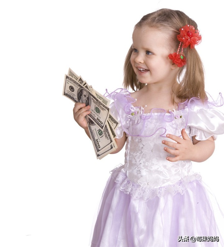 孩子“偷”爸妈钱买零食，比揍一顿效果更好的3个方法，您知道吗