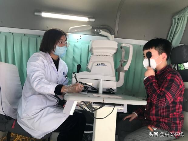 网课压力下如何避免孩子近视,合肥儿童近视权威专家