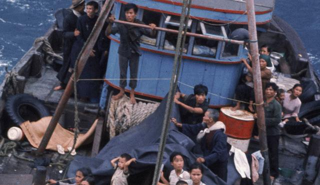 “难民天堂”:1975年到2000年,25万越南难民涌入香港