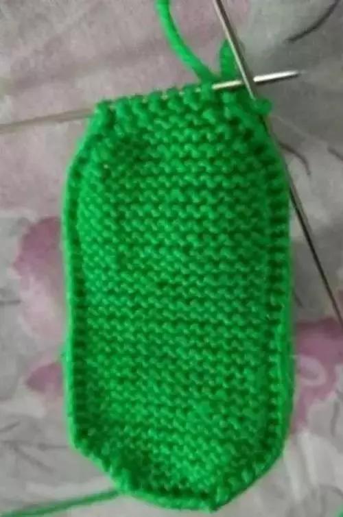 简单婴儿靴子毛线鞋,可爱款钩针宝宝鞋