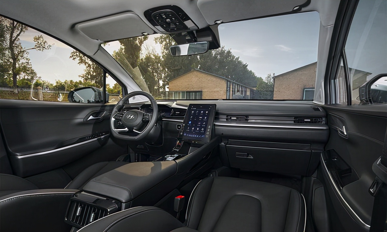 北京现代库斯途和别克gl8,gl8车主评库斯途