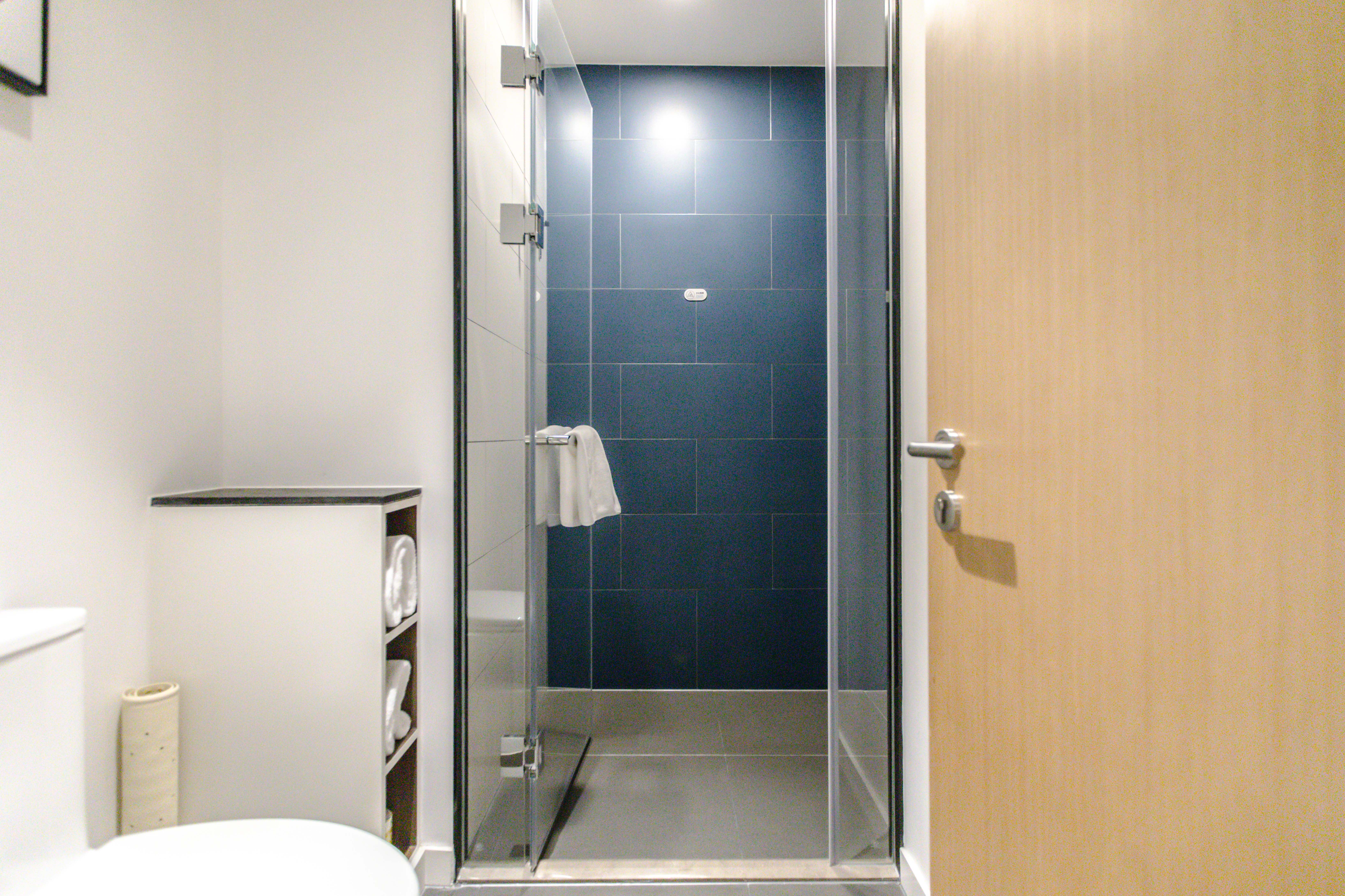 去上海迪士尼住哪儿性价比高,上海迪士尼住宿游玩攻略