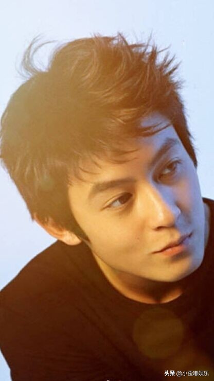 痞帅但不油腻的男演员,有痞帅气质的男演员