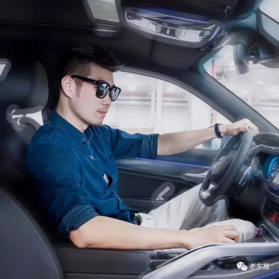 宝马z8007,007里的z8