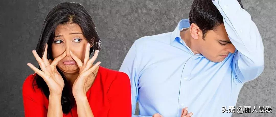 有的女生表面上光鲜亮丽,有的女生表面上白白净净的