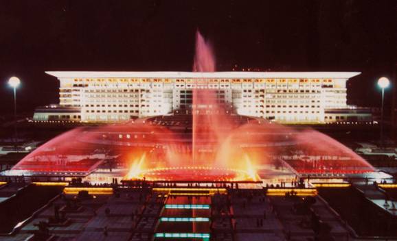 当世界遇上*安泰**，才发现我们*安泰**啥都有