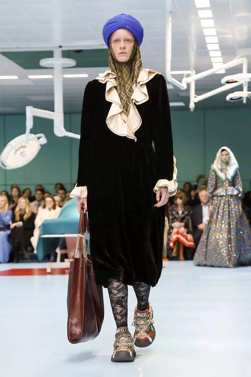 gucci的设计风格 (设计高调的gucci为什么卖得这么好)