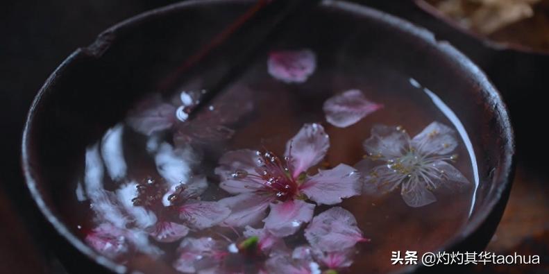 李子柒又出新视频,火爆国内外的网红李子柒