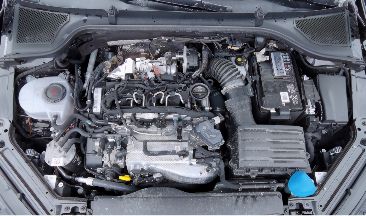 第四代斯柯达明锐国内版,明锐和高尔夫对比差别