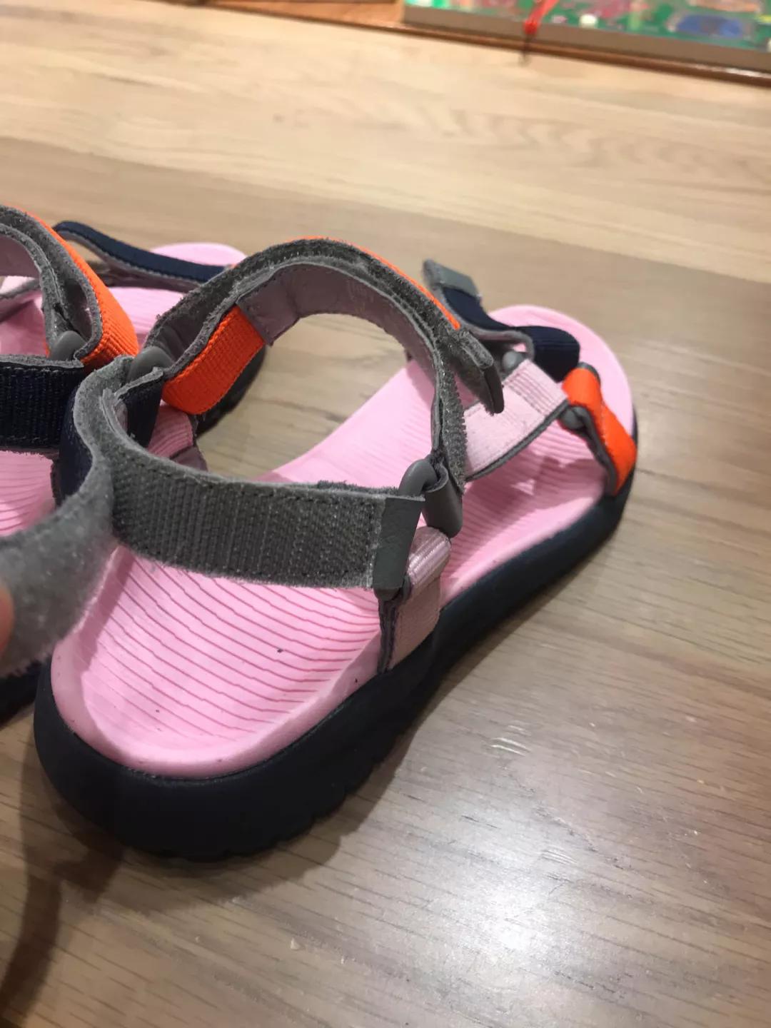 儿童凉鞋软底什么牌子好,儿童凉鞋哪种鞋底舒服