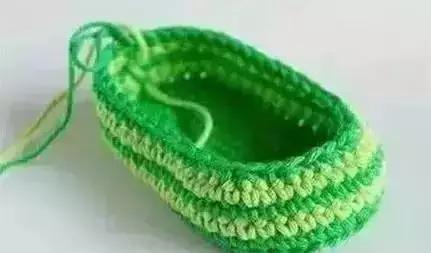 简单婴儿靴子毛线鞋,可爱款钩针宝宝鞋