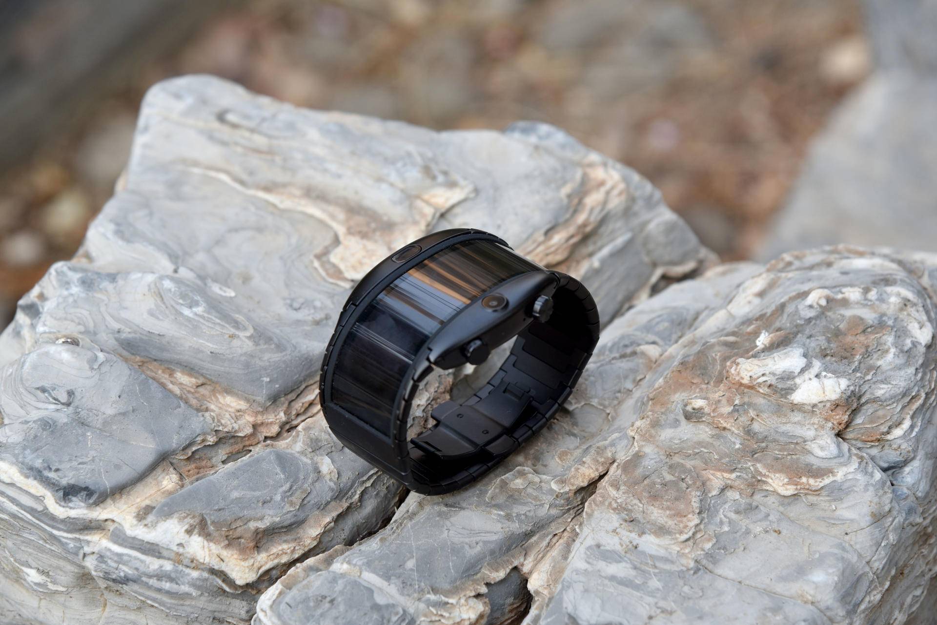 努比亚阿尔法怎么样了,努比亚阿尔法柔屏手表测评