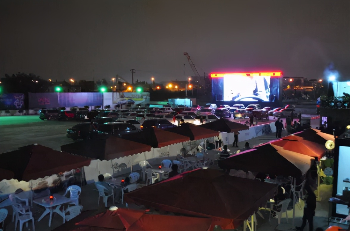 国内比较有名的电影院有哪些,国内的汽车电影院