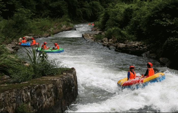 荆州峡谷漂流,荆州鸳鸯溪漂流