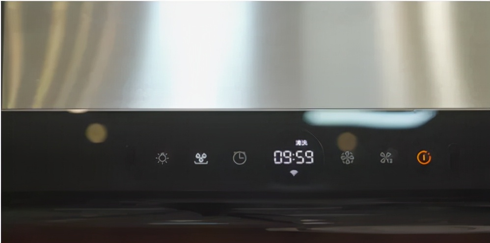 智能除油烟厨房新体验万和潜吸式烟机评测