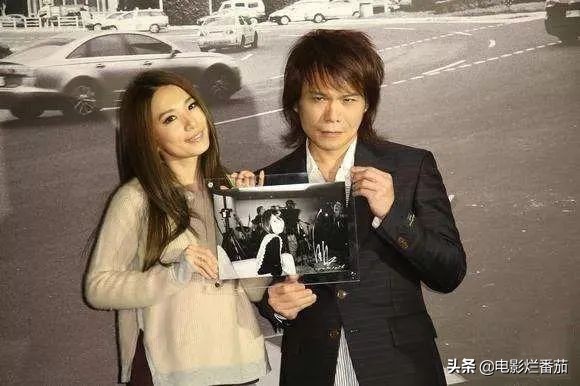 女明星眼中的伍佰,伍佰外表放荡不羁粗犷内心细腻