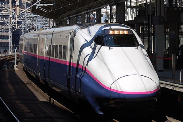 日本新干线用的是什么轨道,日本新干线是什么样子