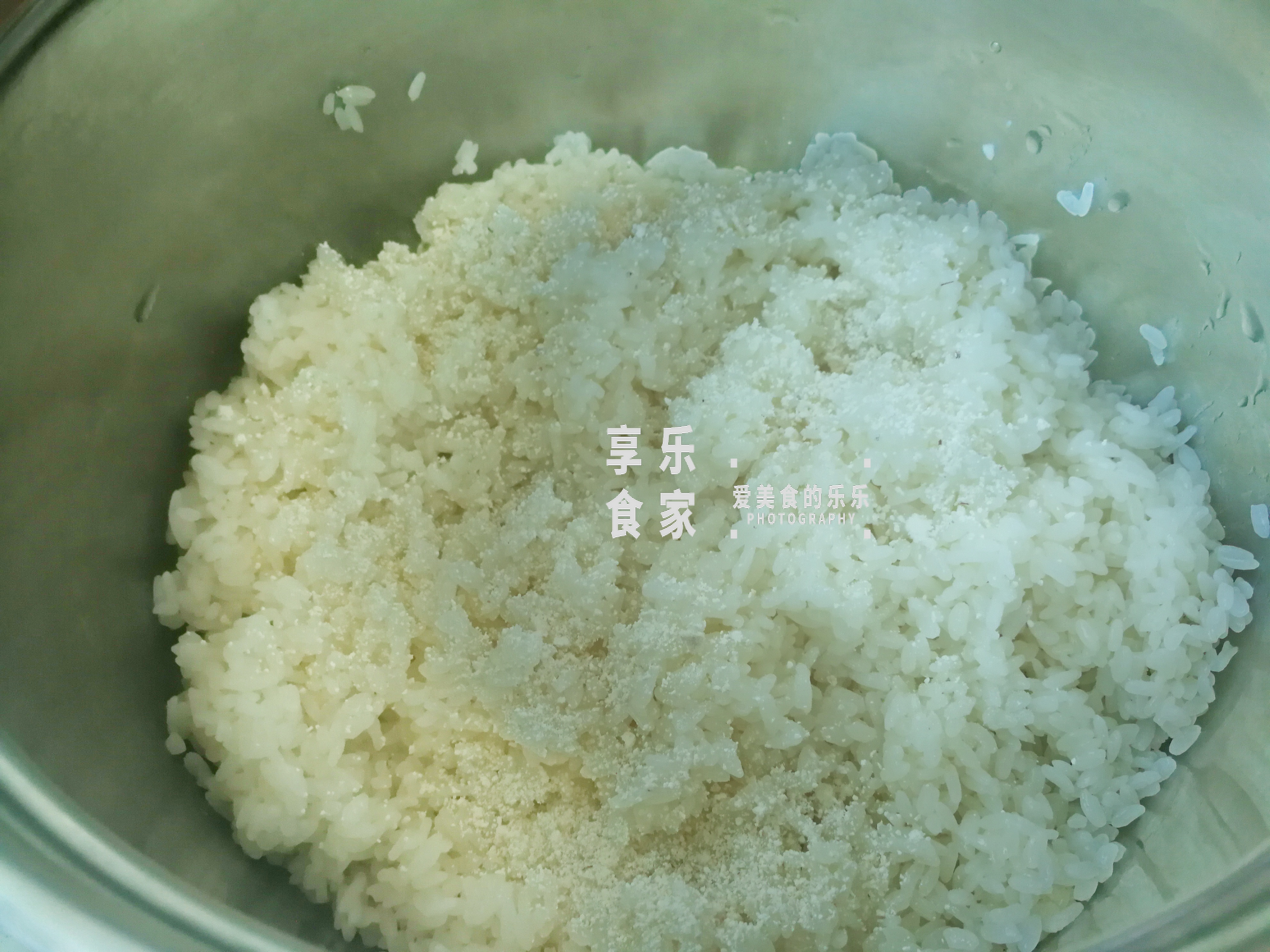 美食米酒酿制方法,自己做的酒酿上面长黑毛还能吃吗