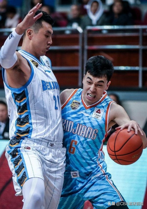 新疆锋线组合高效合砍37分,新疆队2大高手砍40分