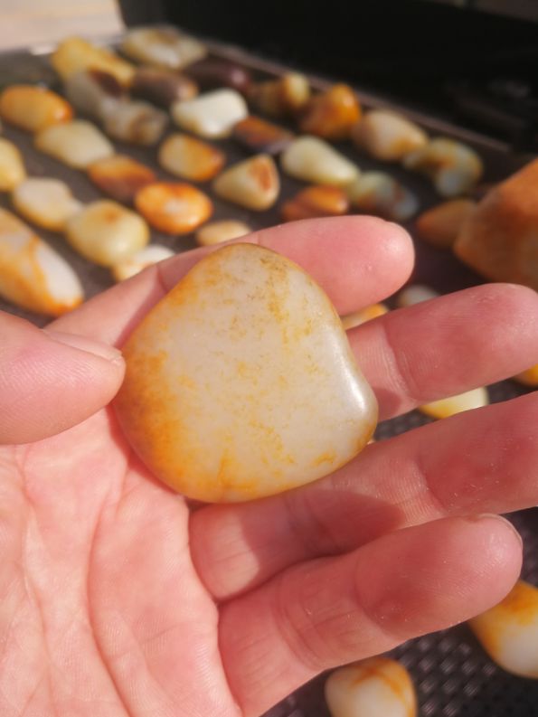 青花籽料直播,正宗和田玉籽料直播