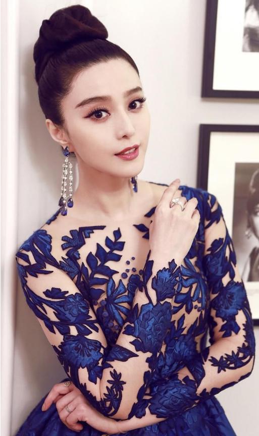 范冰冰秀身材,范冰冰惊艳迷人变装视频