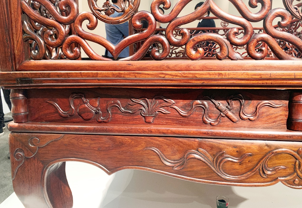 黄花梨有锯齿纹,黄花梨有紫色锯齿纹路