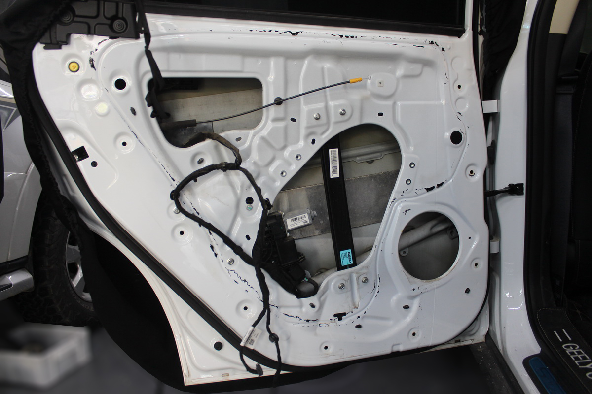 汽车音响改装吉利帝豪gl,吉利帝豪4代改装音响效果