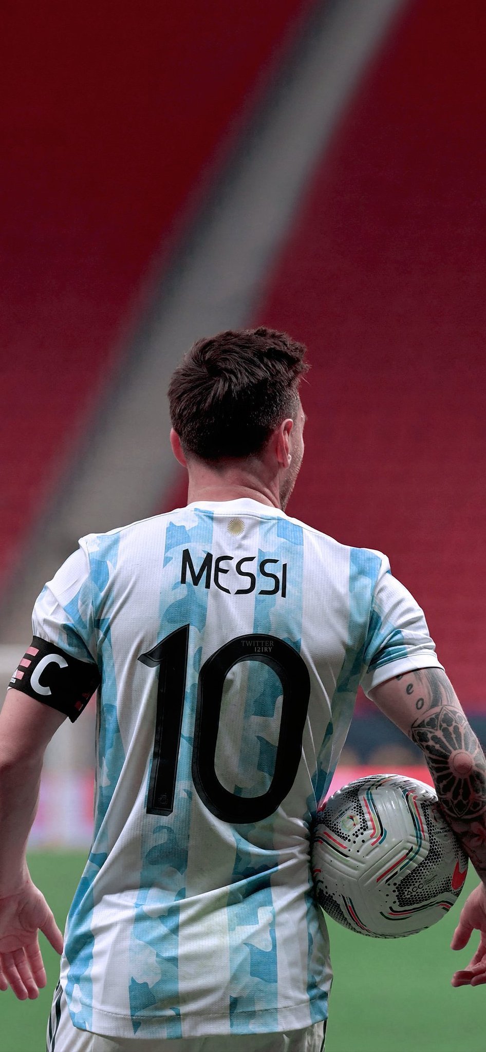 绝代双骄梅西c罗完整版,绝代双骄梅西c罗英雄相惜瞬间