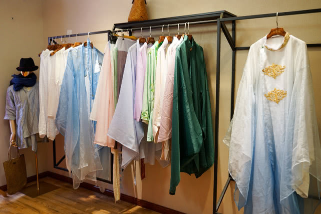 汉服热背后,汉服配饰夏扇子