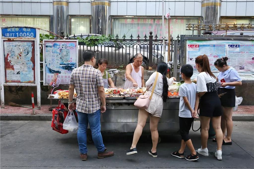 厦门哪个麻辣烫好吃又实惠,厦门好吃的麻辣烫排行榜