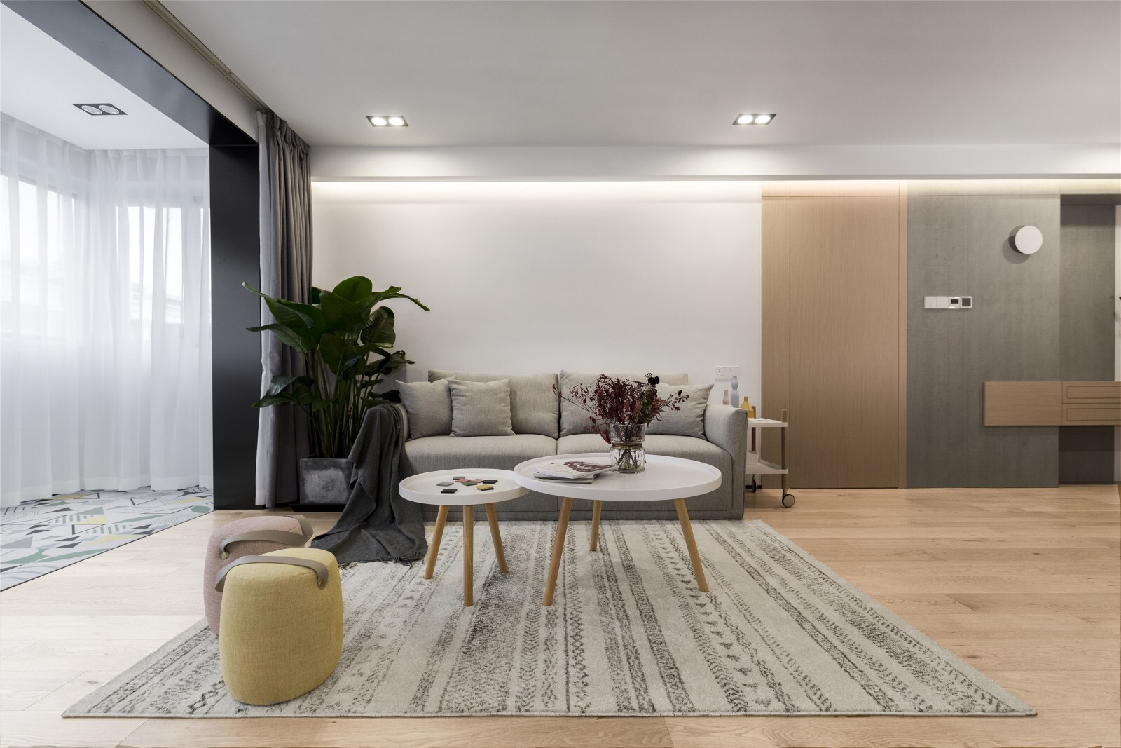 装吊顶赚钱吗,装吊顶危险吗