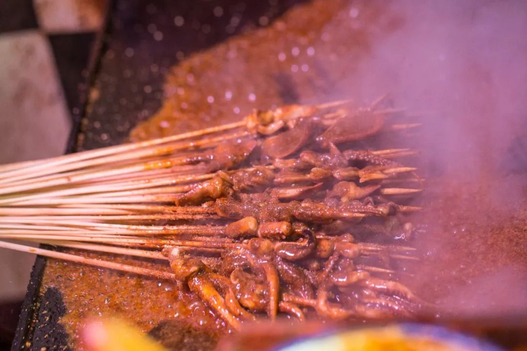 武汉人，等摘下口罩，我们一起去吃这50家店好吗？