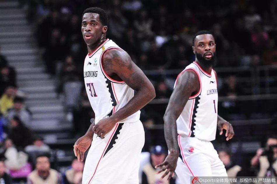 艾伦哈德森连续得分辽宁男篮,郭艾伦赵继伟现身辽宁男篮