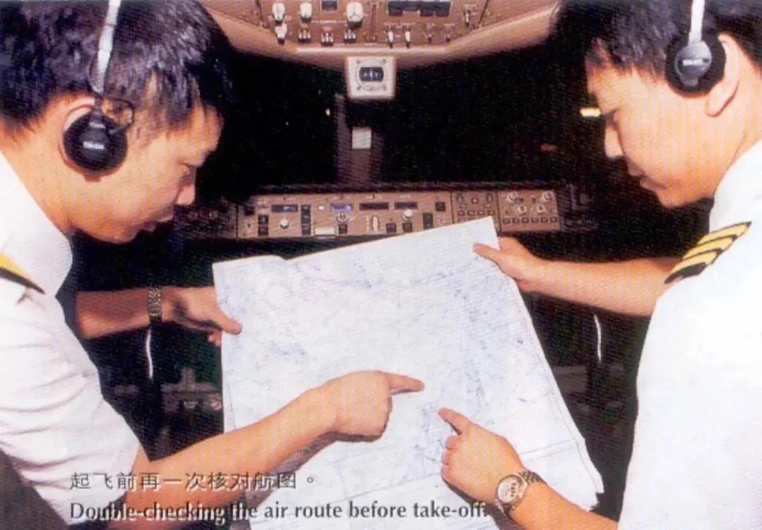 撤侨飞机的真实感受,中国飞机撤侨完整视频