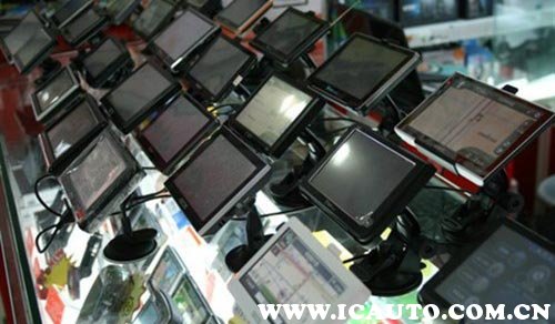 车载显示屏不启动是怎么回事,车载显示屏不清晰怎么回事呢