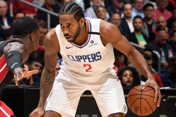 快船队重造“三角进攻”战术！“单打强点”伦纳德该由谁来应对？