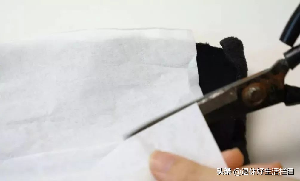 剪刀钝了怎么办简单又方便,剪刀变钝了怎么让它恢复