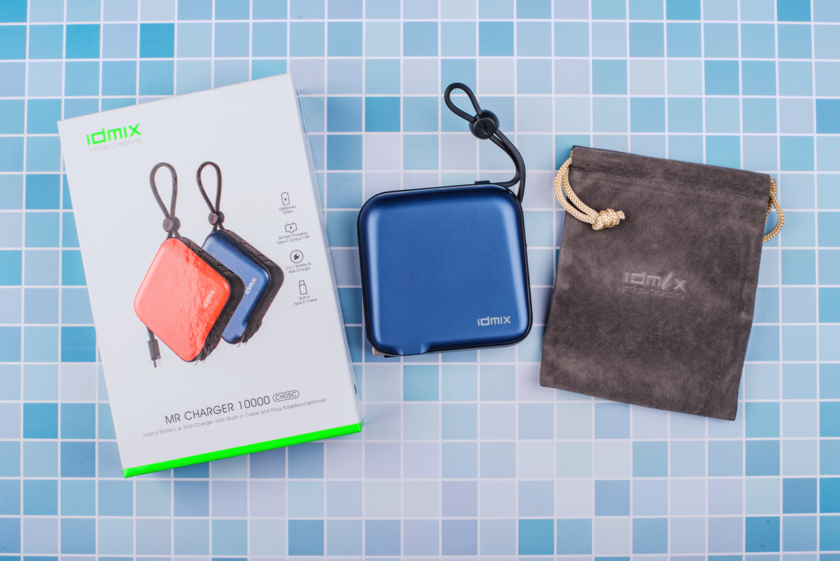 出国游带什么移动电源？IDMIX大麦三合一超级旅行充，一个够了