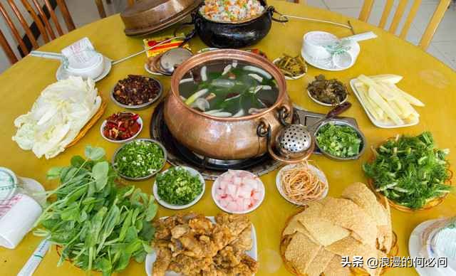 云南人的火锅有哪些特点,云南人吃火锅一般都点什么锅底