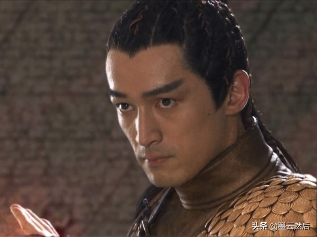 轩辕剑魔君为什么像陈靖仇师傅,轩辕剑陈靖仇宇文拓被魔君改命