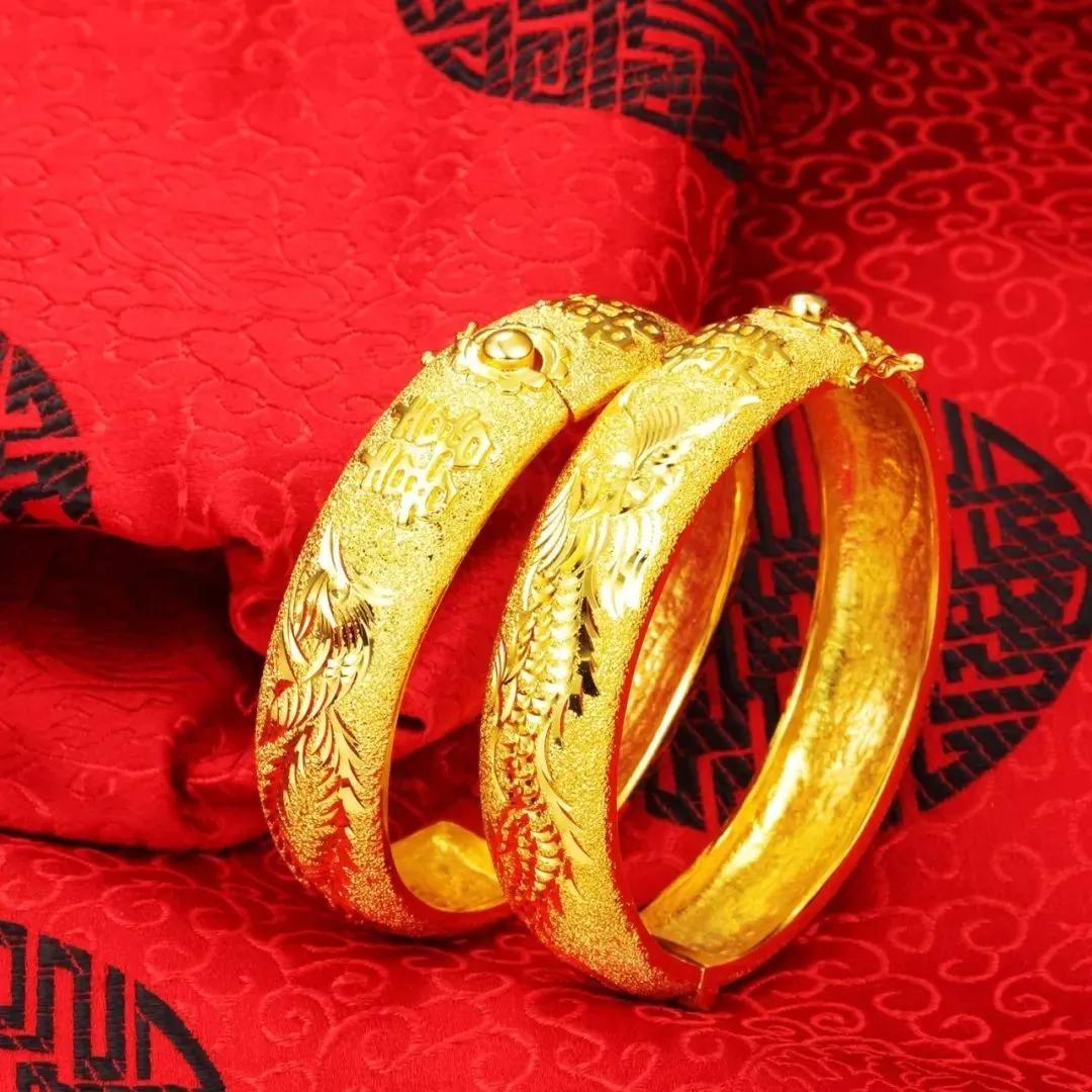 结婚不一定需要钻戒,盘点不同国家的婚礼珠宝