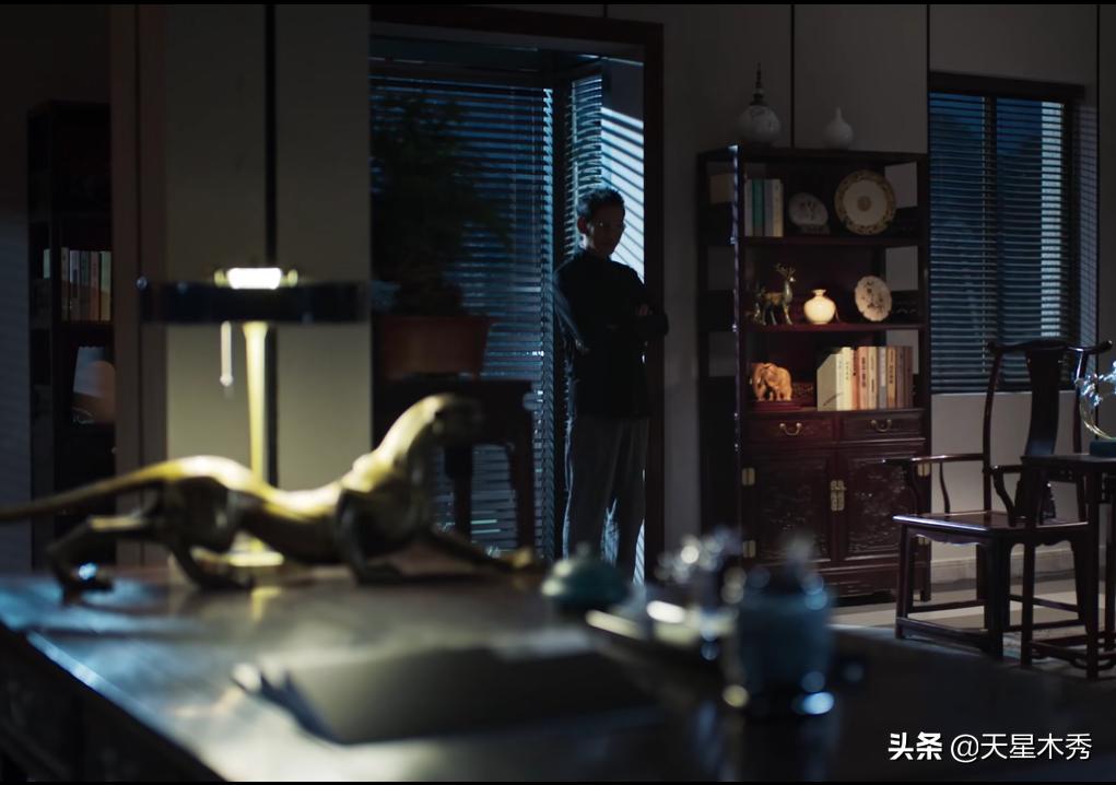 破冰行动辉叔东叔飙戏片段,破冰行动东叔和辉叔祠堂吵架