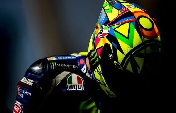 买车前买车后听的歌,买车开场音乐