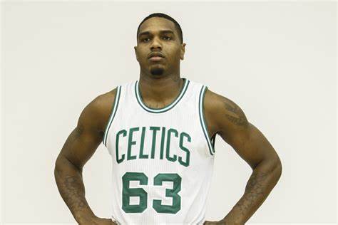 冷门的球星球衣,阿泰湖人球衣号码