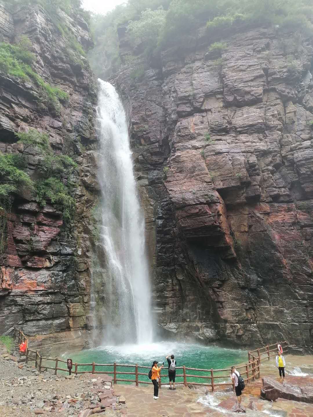 南太行郭亮村旅游一日游攻略,河南最值得去的景区郭亮村