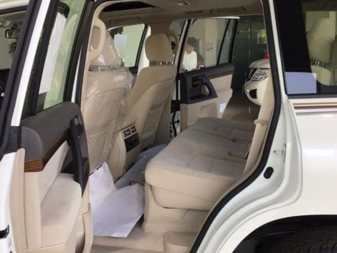 兰德酷路泽4000几秒破百,最便宜的兰德酷路泽4000是哪一款