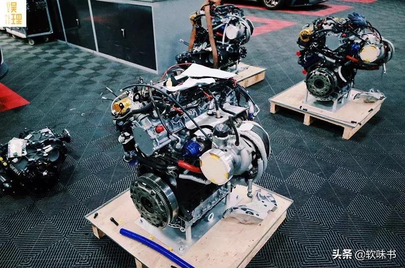 韩寒练习开赛车,韩寒什么时候开始玩赛车的